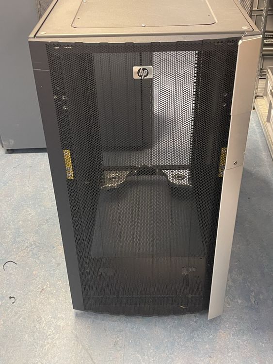 HP Serverschrank / Netzwerkschrank Rack EDV - Top Zustand! (Gebraucht ...