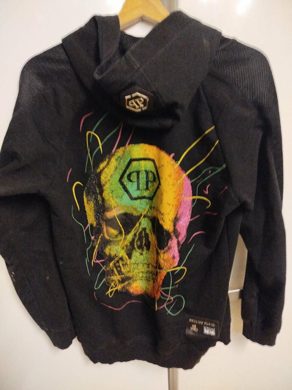 Giacche: Sweatshirt à capuche Philipp Plein – Usato da La Chaux-de-Fonds venduto da Emmaus2300CDF 2