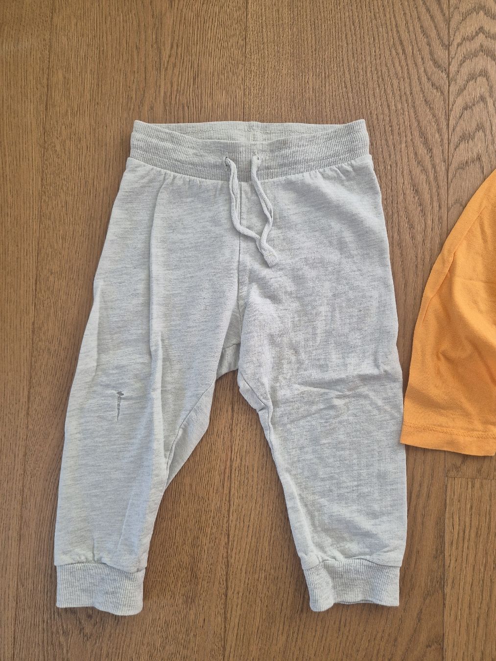 Lotti & Set di vestiti: Kleiderpaket Grösse 92 – Usato da Kollbrunn venduto da guernsey11 3
