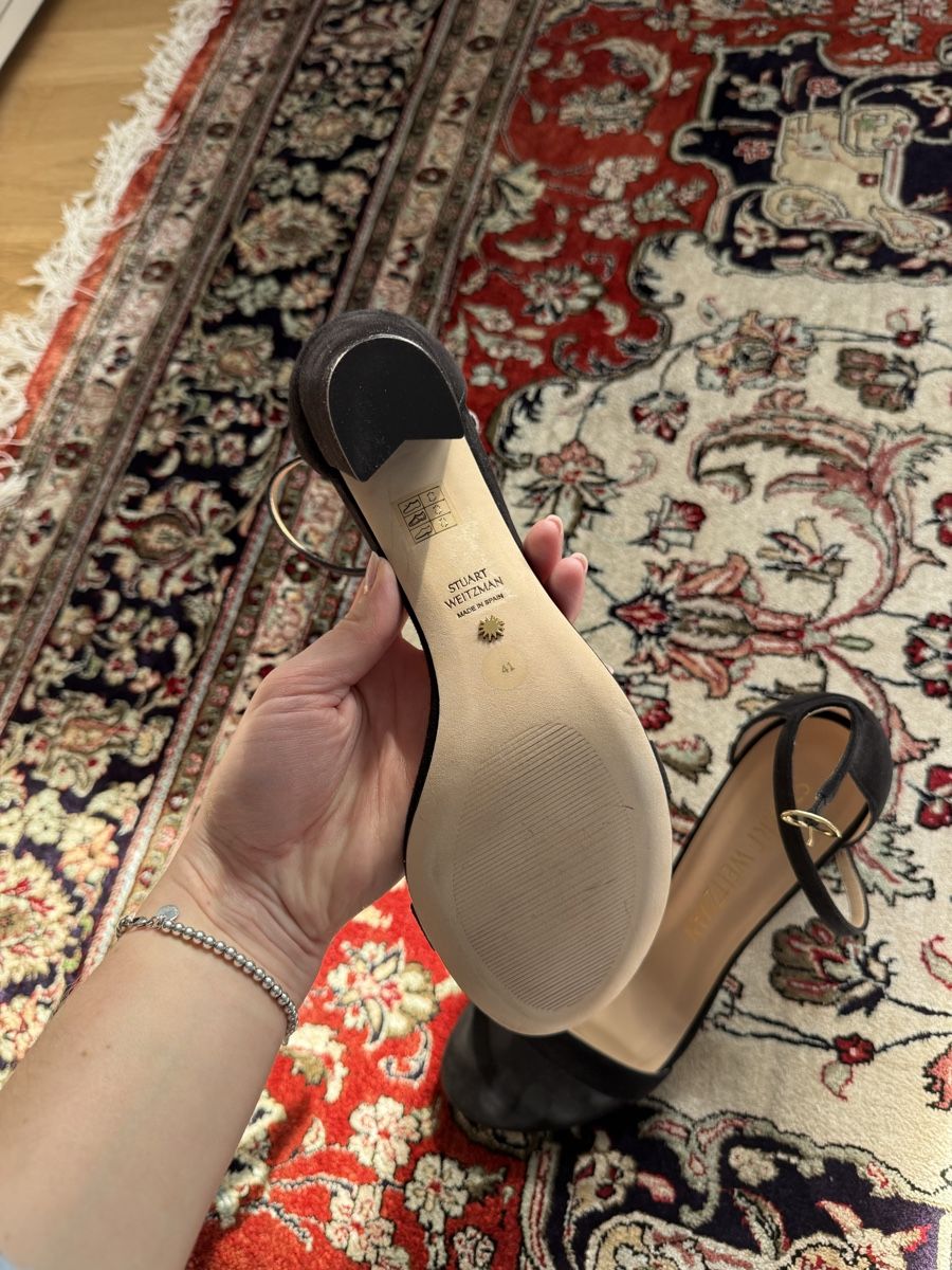 Scarpe da donna: Neu! Stuart Weizmann Suede Heels – Nuovo e nell'imballaggio originale da Luzern venduto da Itsclaire 3