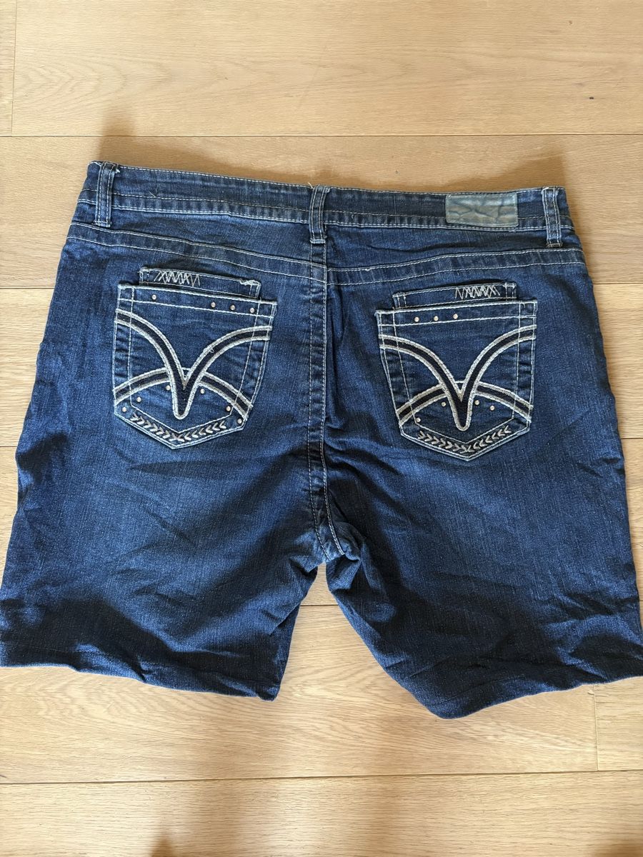 Jeans: Y2K Jeans-Shorts – Gebraucht aus Riehen von vintage_basel
