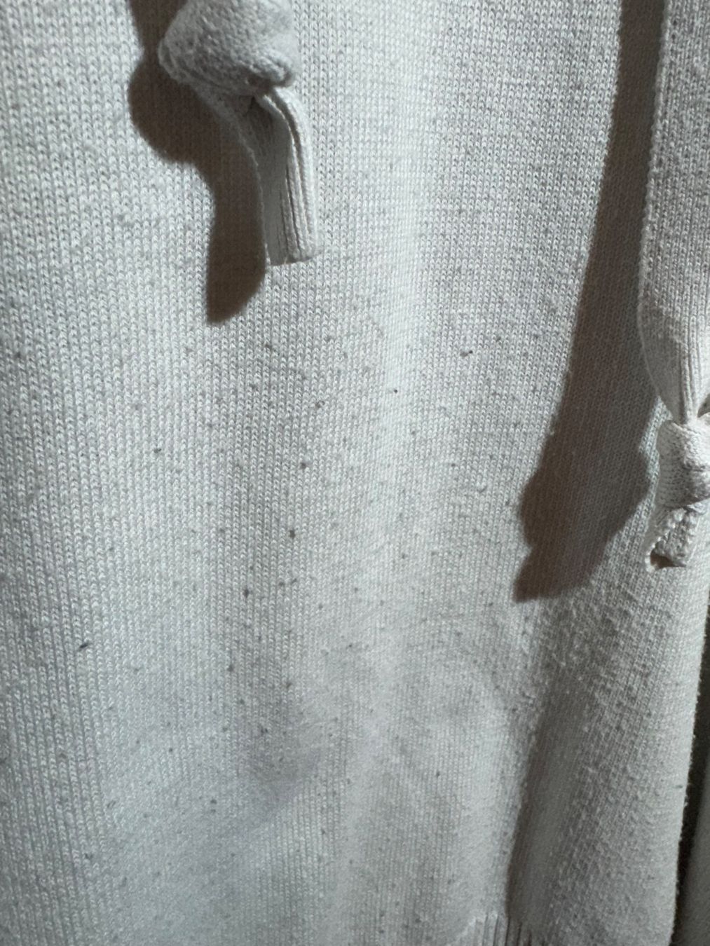 C&A Maglioni & Felpe: Weisser Kapuzen Pullover von Canda C&A Gr. L – Usato da Grosswangen venduto da second_hand_dress 1