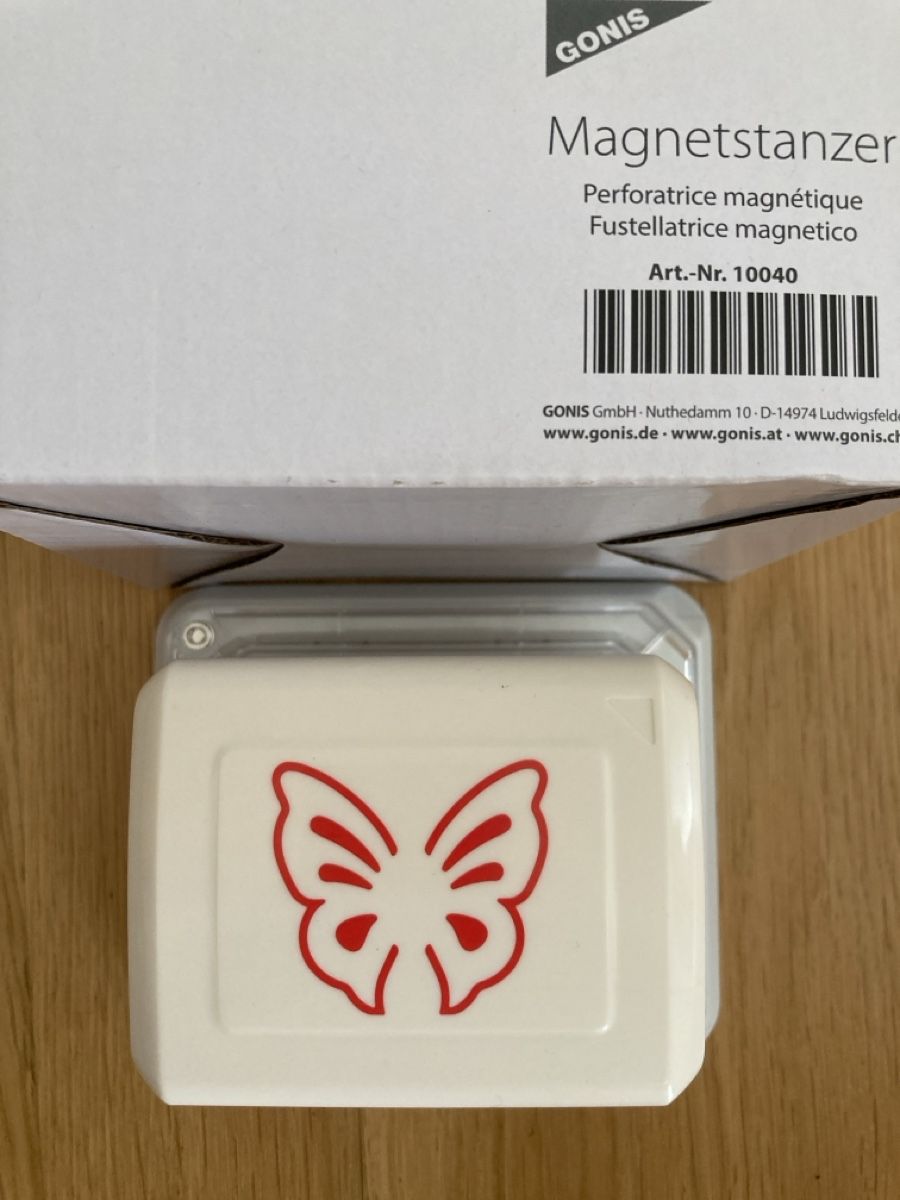 Gonis Kit bricolage: Stanzer Schmetterling – Usato da Münchenbuchsee venduto da Sandersonia