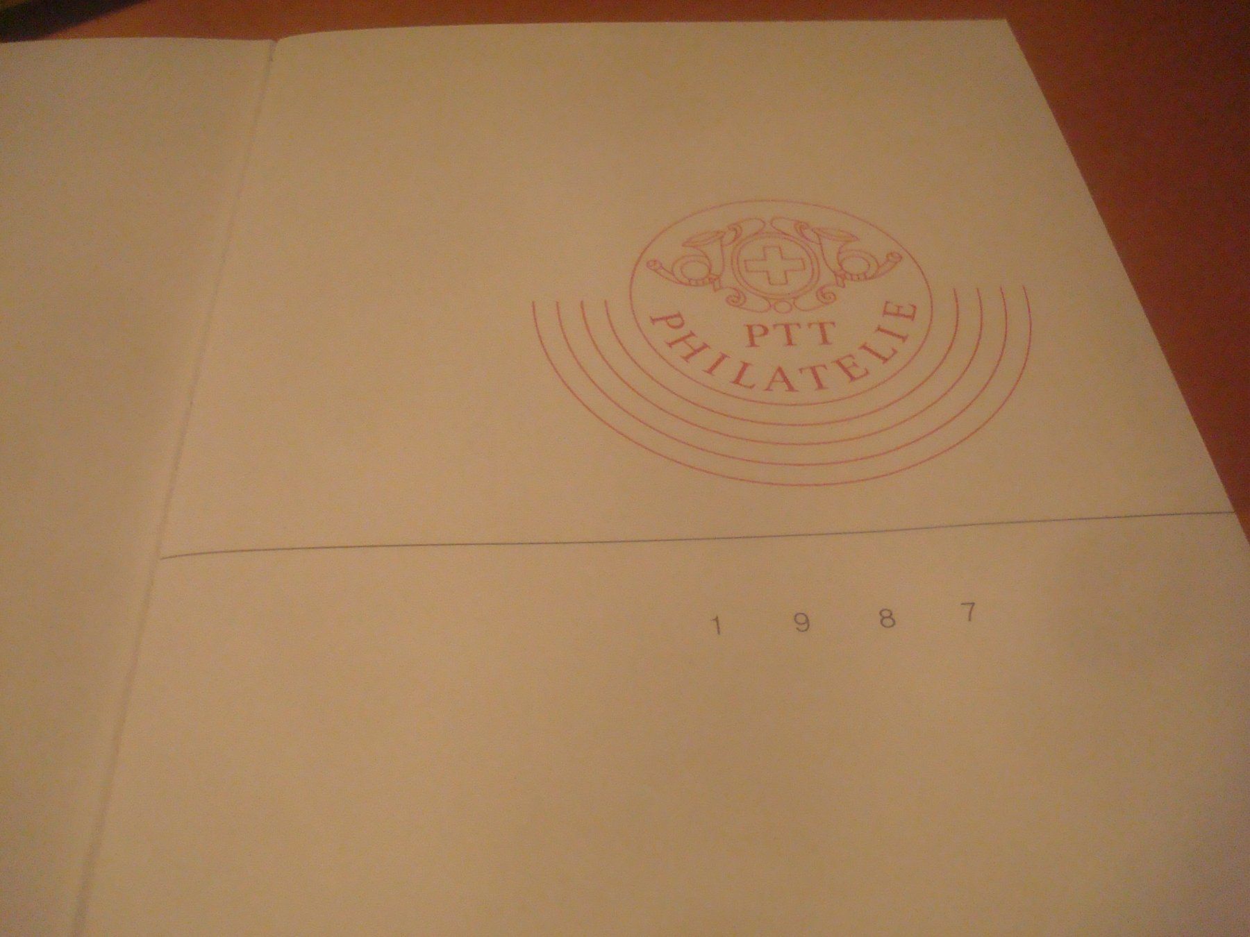 Alle Briefmarken: CH 1987 Jahresbuch mit HAlbmodstempel – Gebraucht aus Gordola von Polentaefung 2