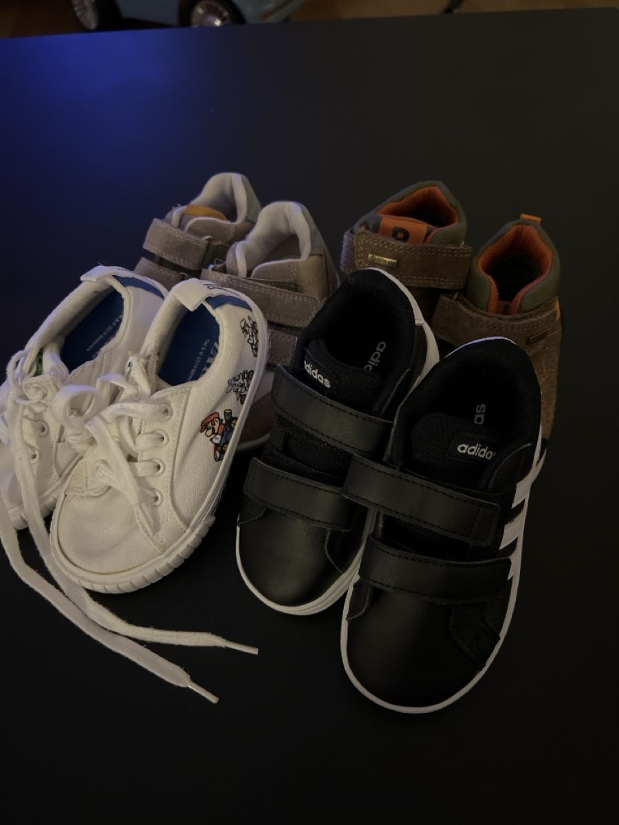 Scarpe per ragazzi: 4x Kinderschuhe Gr. 23 – Usato da Adliswil venduto da sch_pl69