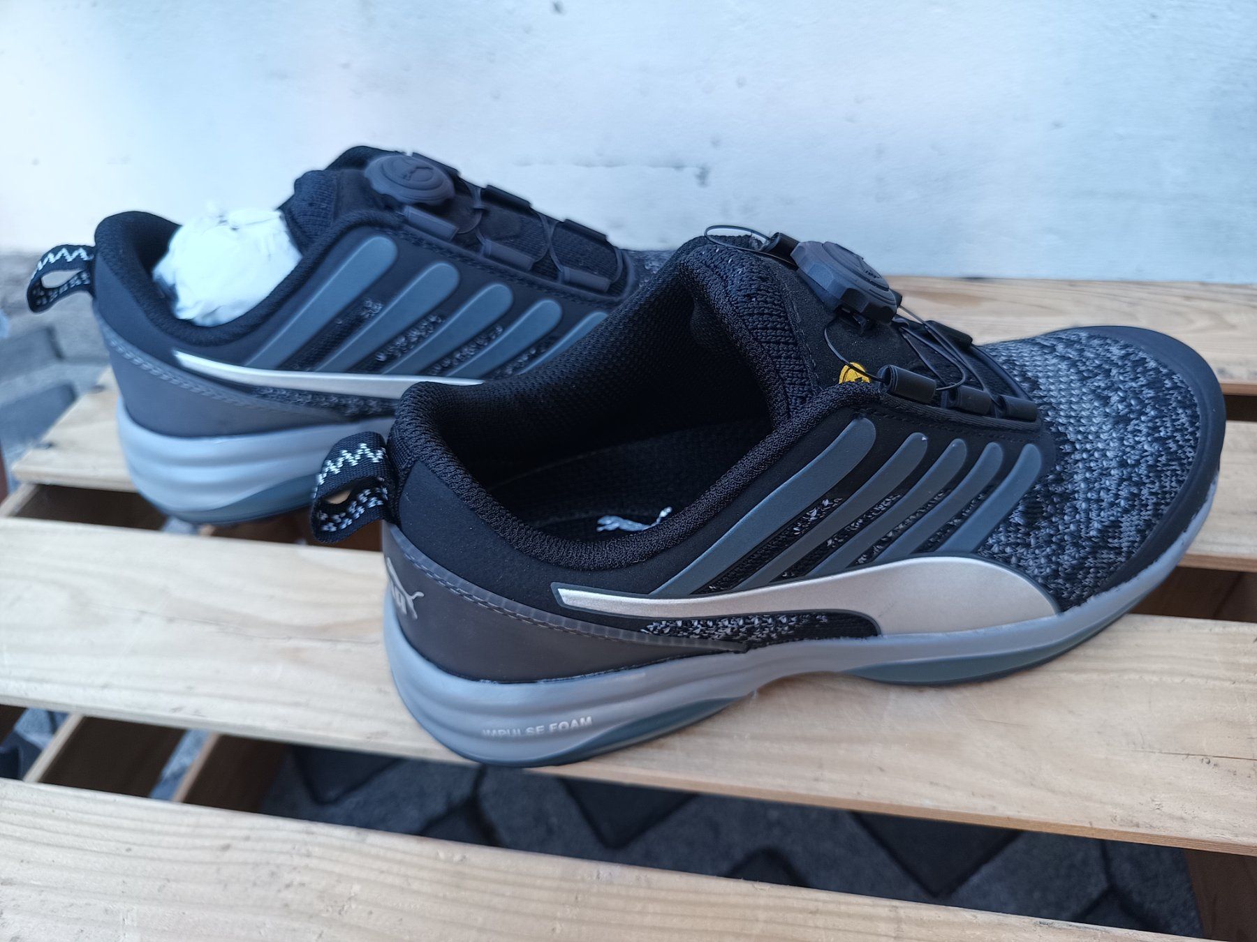 Puma Scarpe da uomo: Puma Sicherheitsschuhe S1P ESD HRO SRC 39 – Nuovo e nell'imballaggio originale da Oberegg venduto da 19franzi94 2