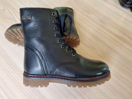 Chaussures cuir enfant 31 neuves style dr. Martens