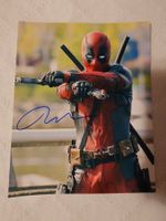 Original Autogramm von Ryan Reynolds als Deadpool 20.5x25.5
