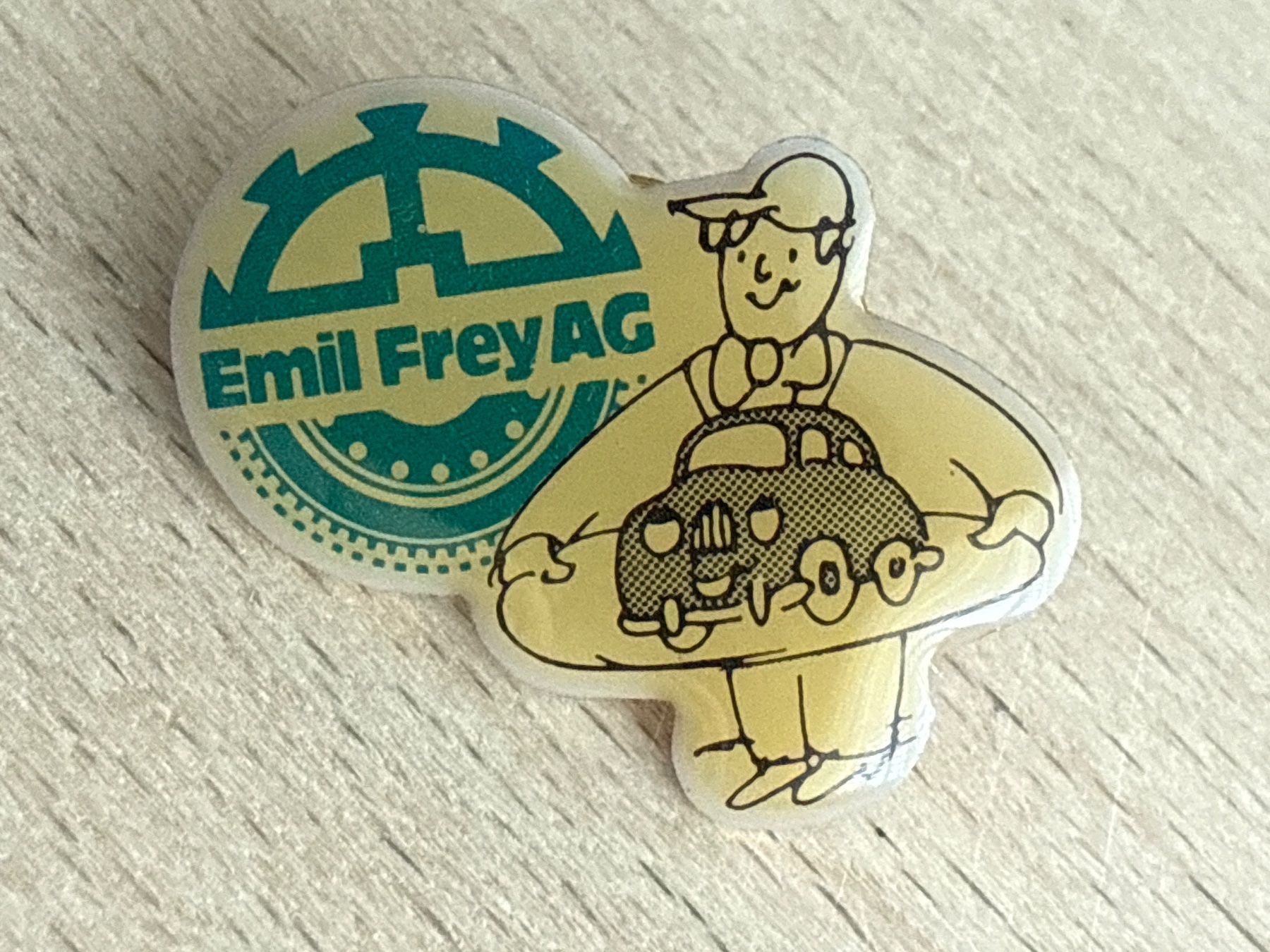 Placchette & Badge: Pin Emil Frey AG – Usato da Glattbrugg venduto da Schweigmatt