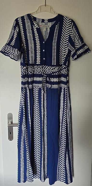Robes: Robe de grossesse et d’allaitement – D'occasion à Penthalaz par Cortis