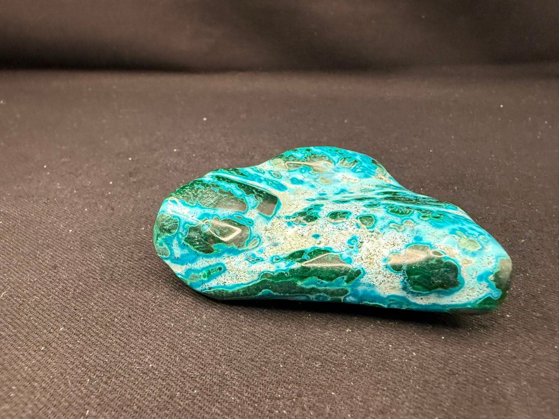 Minéraux & Lithothérapie: Malachit und Chrysocolla poliert – D'occasion à Schinznach Bad par Demerald 6