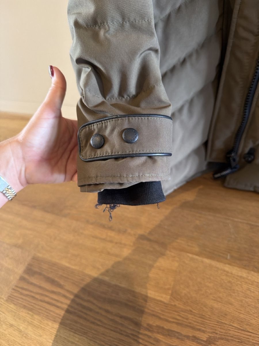 Canada Goose Giacche: Canada Goose jacket – Usato da Hausen AG venduto da nik_9sg2 5