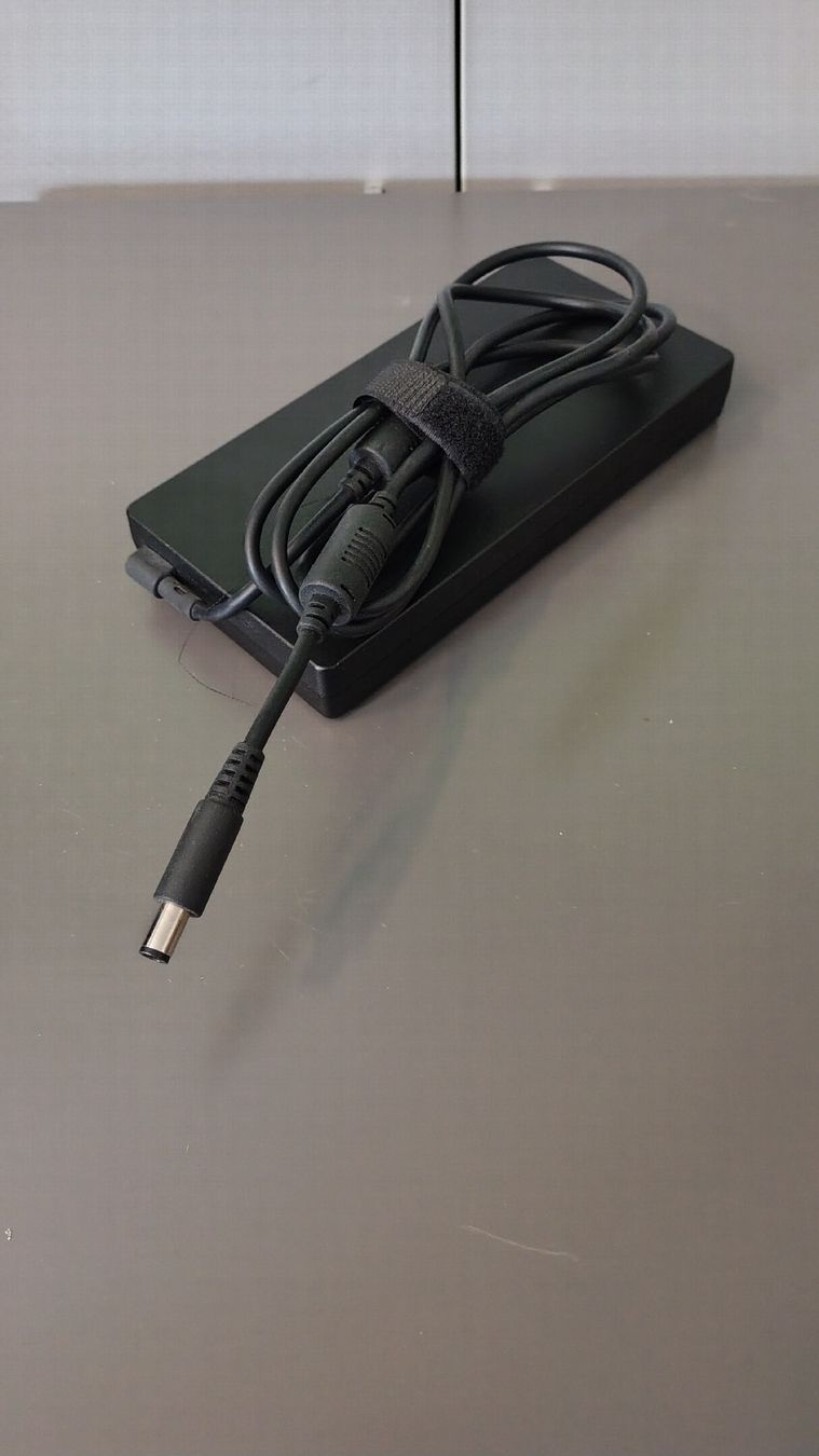 Intel PC: Intel nuc 8 Extreme – Usato da Lohn-Ammannsegg venduto da ais_5xh6 4