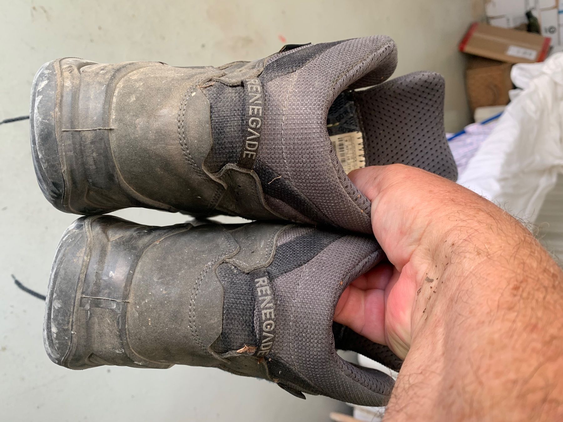 Lowa Herrenschuhe: Lowa Herrenwanderschuh GTX 43.5 – Gebraucht aus Rossiniere von mar_h9d6 2