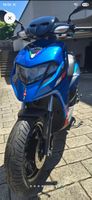 Neue Aprilia SR 125 mit 0 km in blau