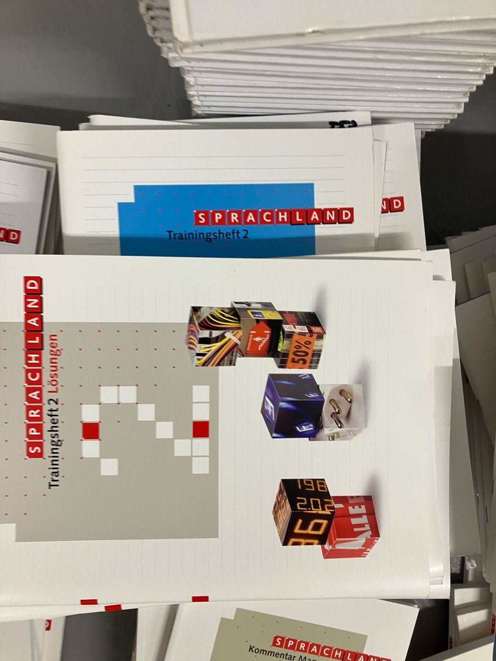 Libri: Lehrmittel Sprachland – Usato da Benglen venduto da Caspar02 3