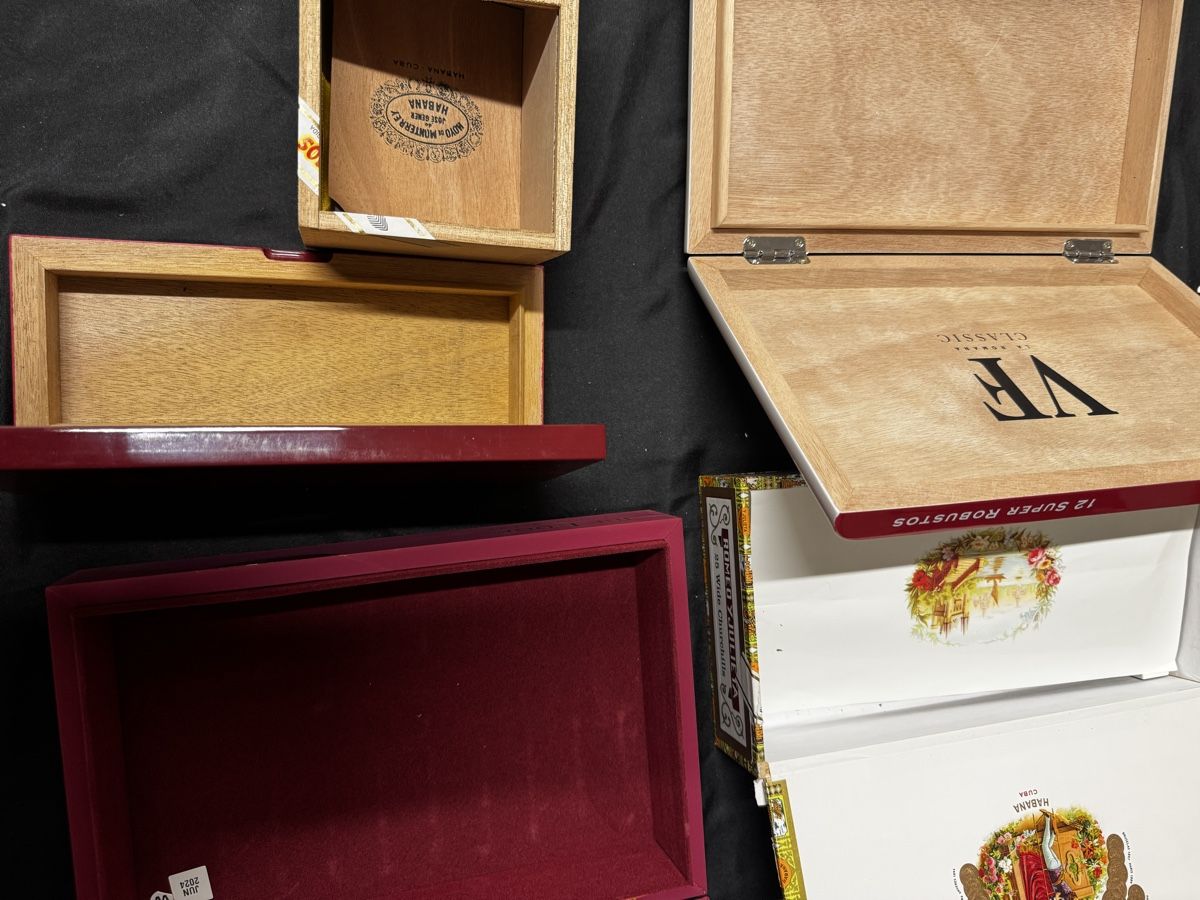 Sigari: Selection of Empty Cigar Boxes, Various Brands, Wood! – Usato da Seuzach venduto da kaufes8 2