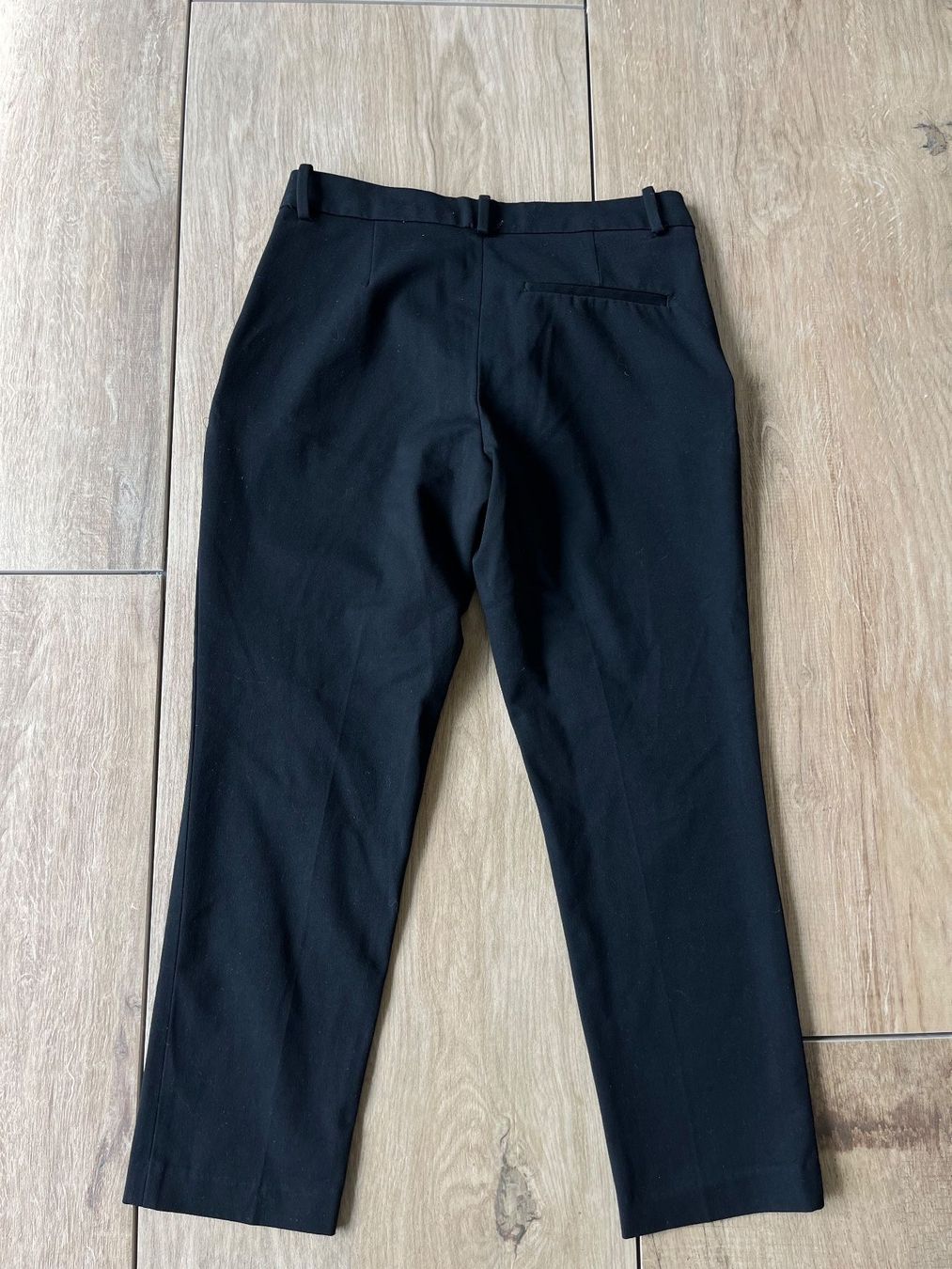 H&M Pantaloni: Anzugshose schwarz H&M – Usato da Zuzwil SG venduto da dieschnellemichelle 1