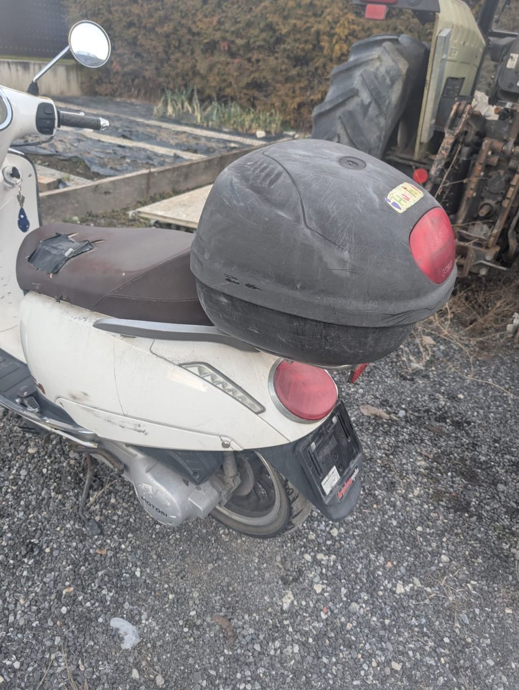 Scooters: Motobi scooter à vendre – Gebraucht aus Conthey von jas_r27c 4