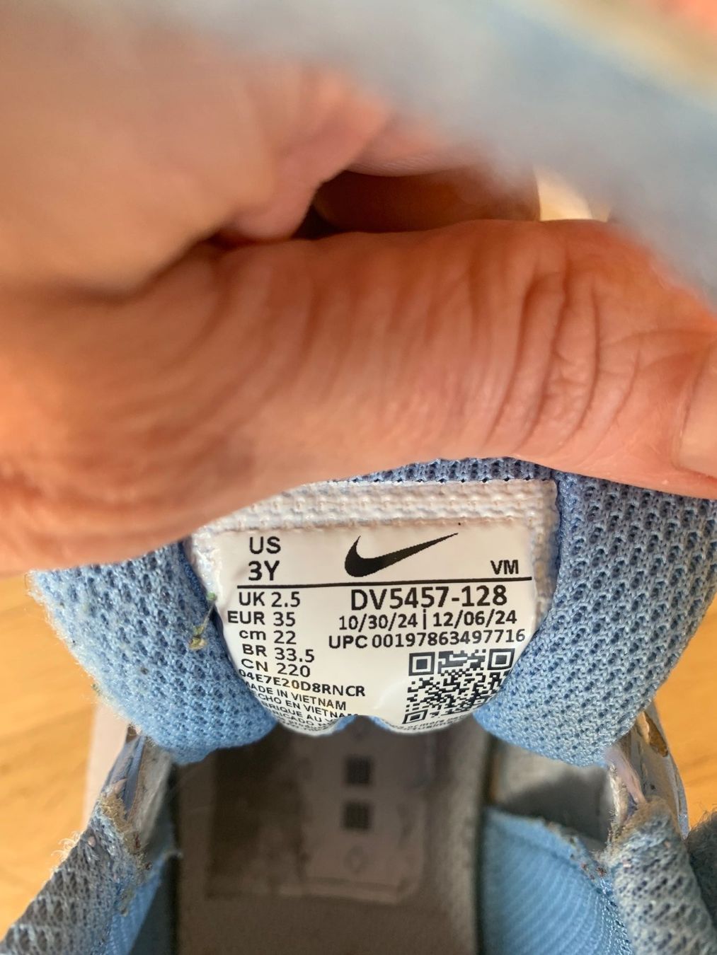 Nike Herrenschuhe: Baskets Nike, taille 35 – Gebraucht aus Villars-sur-Glâne von Magdaka 1