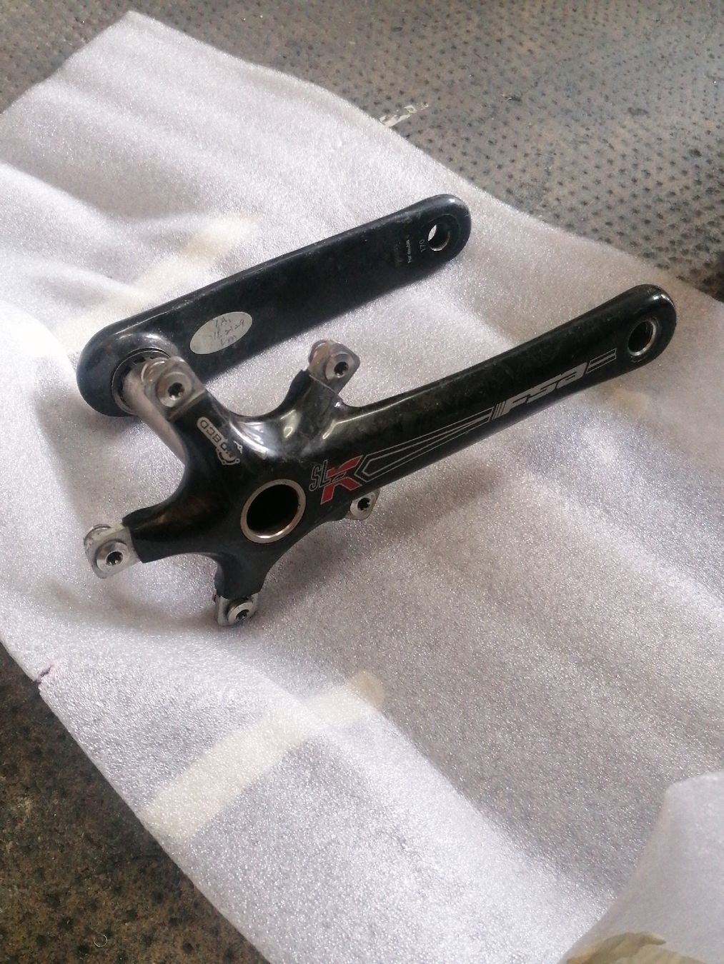 Pezzi di ricambio: FSA SL-K Carbon Kurbel 110 – Usato da Lausanne venduto da Frankenstein