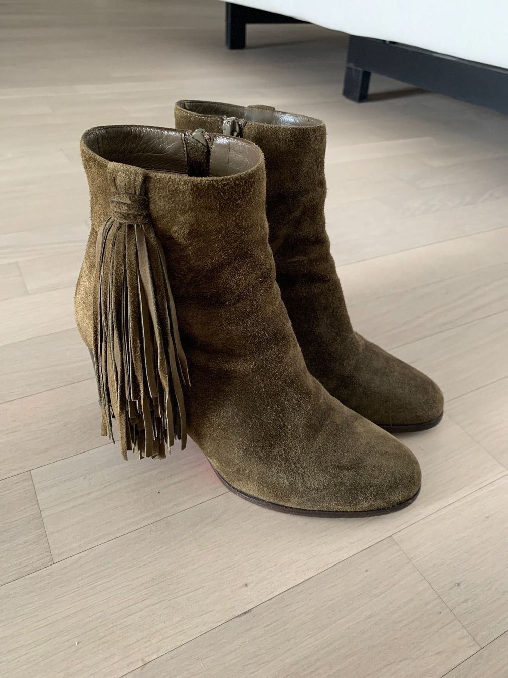 Christian Louboutin Scarpe da donna: Christian Louboutin Grösse 37.5 – Usato da Männedorf venduto da kajuar 4