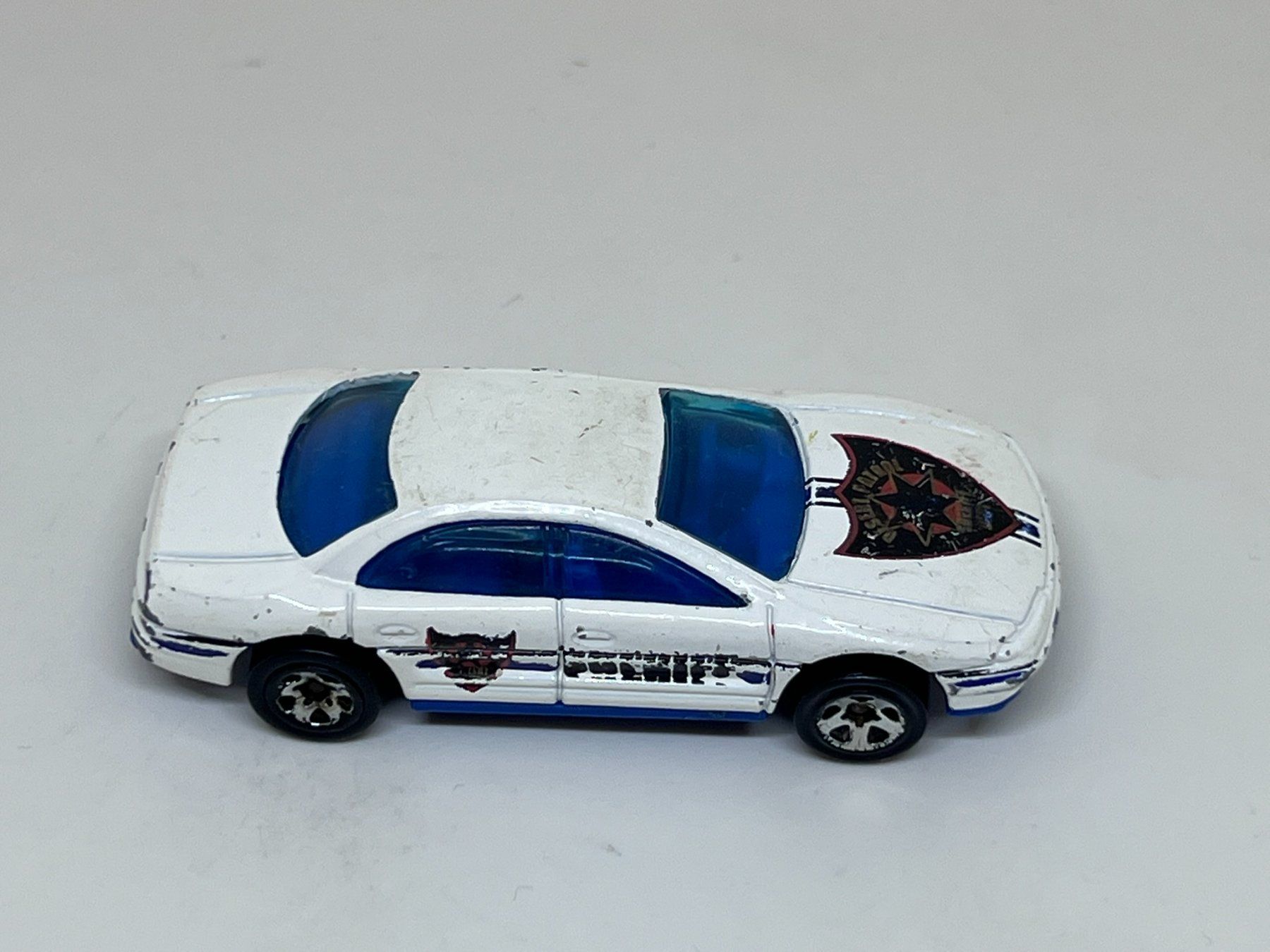 Hot Wheels Modellautos: Hot Wheels '93 Warner #396 – Gebraucht aus Wildegg von LaaBoutique 1