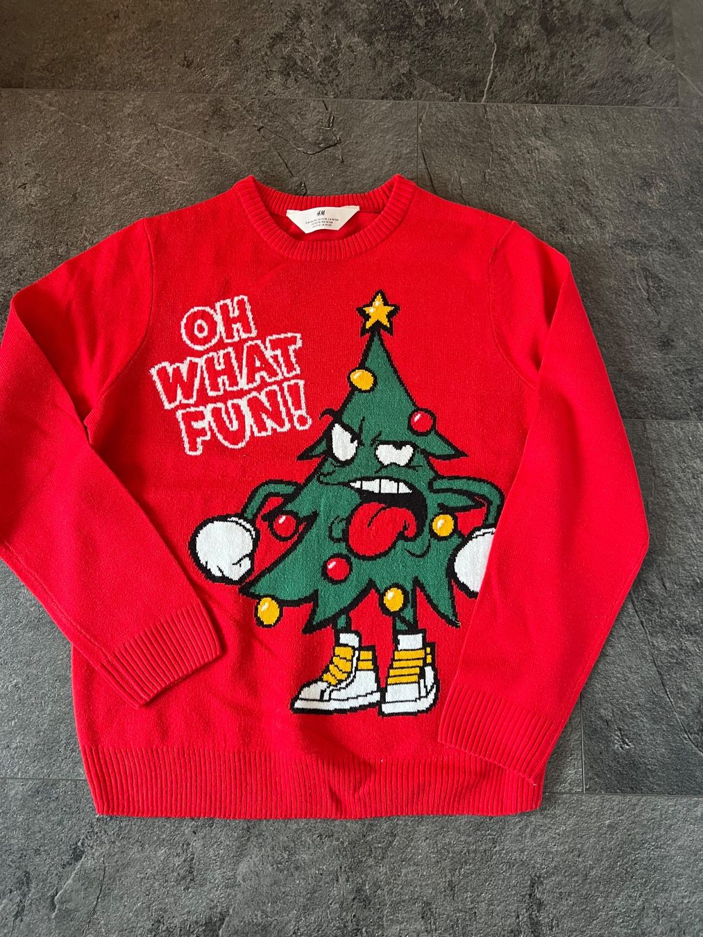 H&M Pullover & Sweatshirts: Weihnachtspullover H&M, Gr. 146/152 – Gebraucht aus Walzenhausen von Cerna007