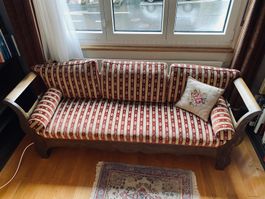 Biedermeier Sofa Kanapee mit klassischem Stoffbezug