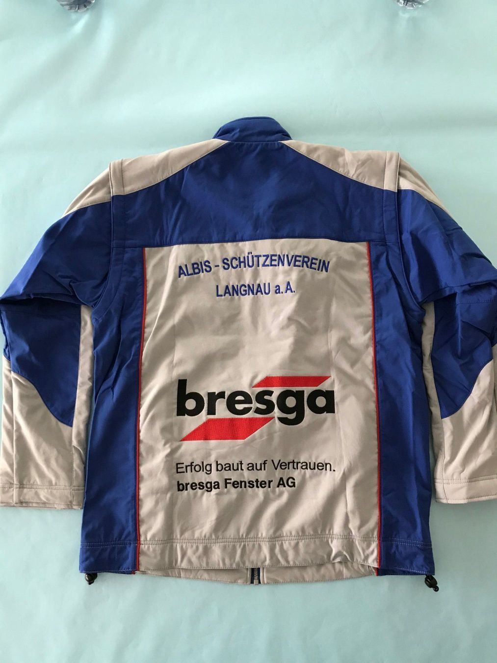 Jacken: Windjacke Herren grau/blau – Neu und originalverpackt aus Langnau am Albis von cre_tr6k 1
