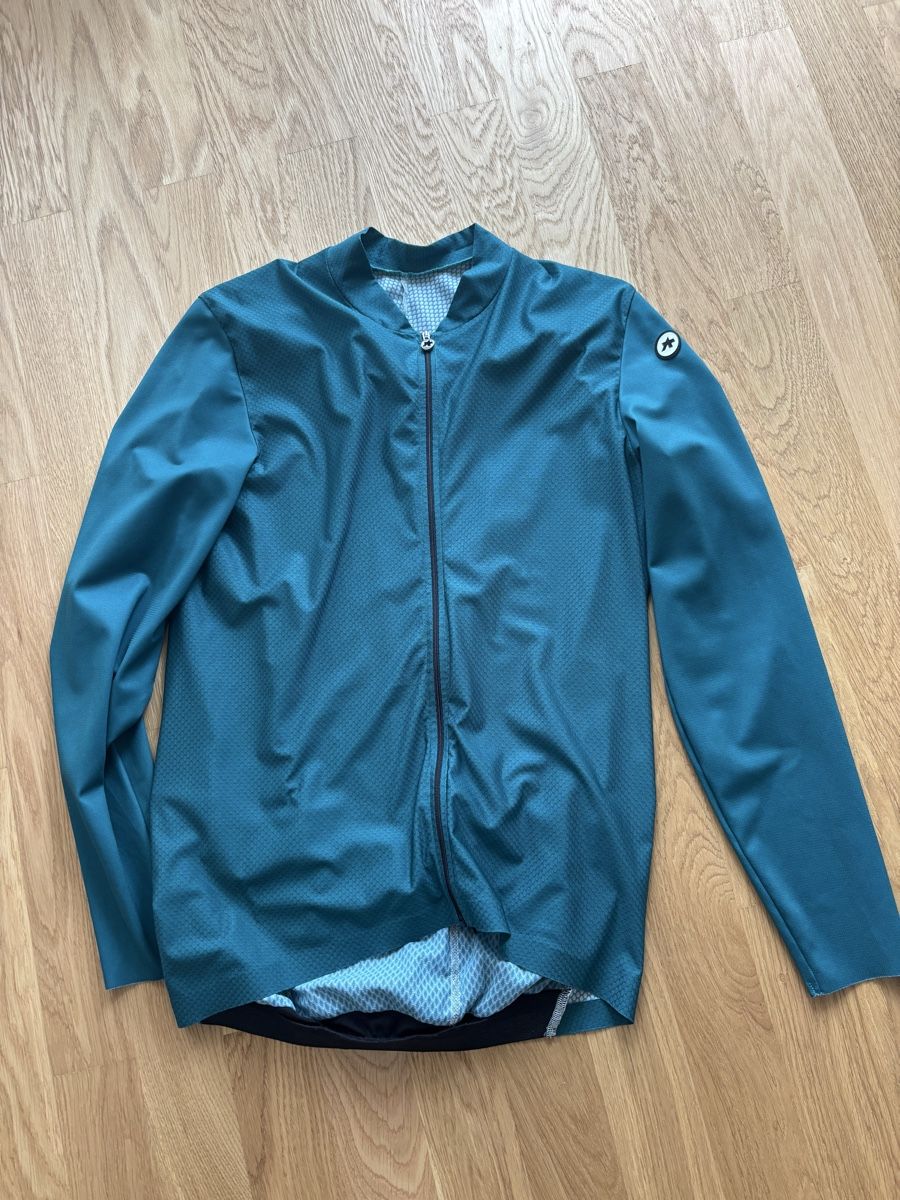 Assos Canottiere & Pantaloni: Assos Long Sleeve (XL) – Nuovo (secondo la descrizione) da Rüschlikon venduto da nic_syb8 1