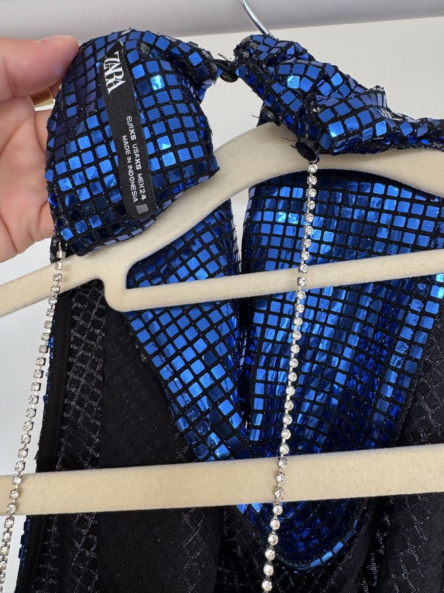 Zara Tops: Zara Metallic Blue Party Top mit open-back – Gebraucht aus Zürich von di_archive 2