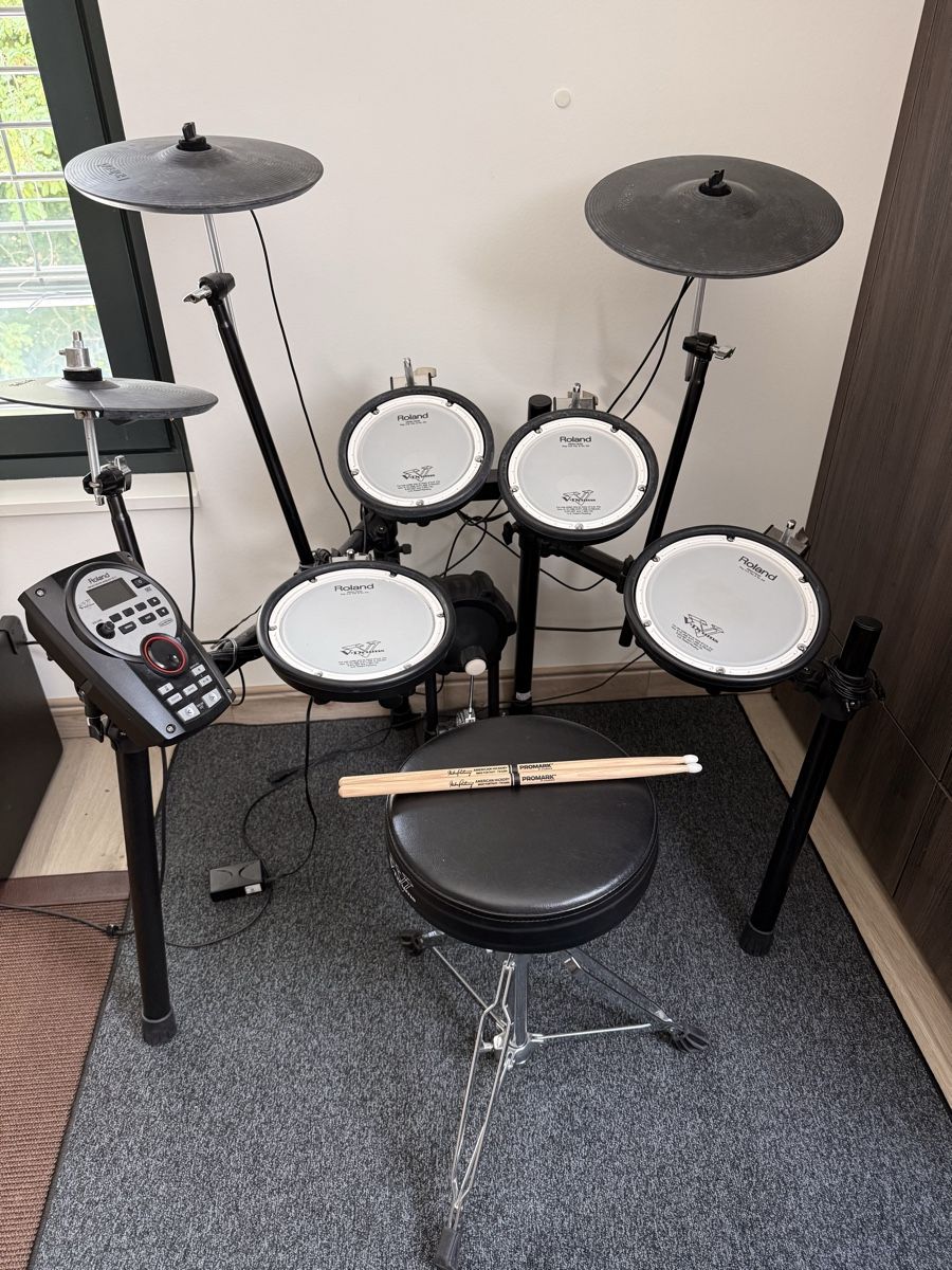 Roland Strumenti musicali: Roland V-Drums TD-11 Electronic Drum Kit – Usato da nyon venduto da karolymisky 1