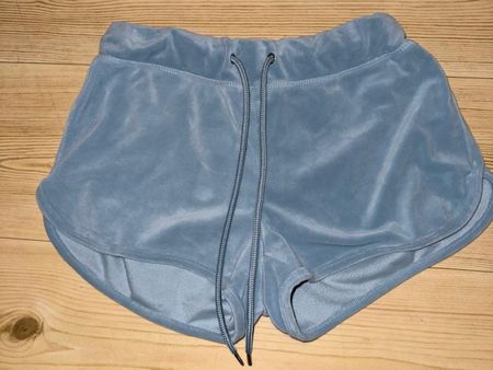 Short bleu en velour