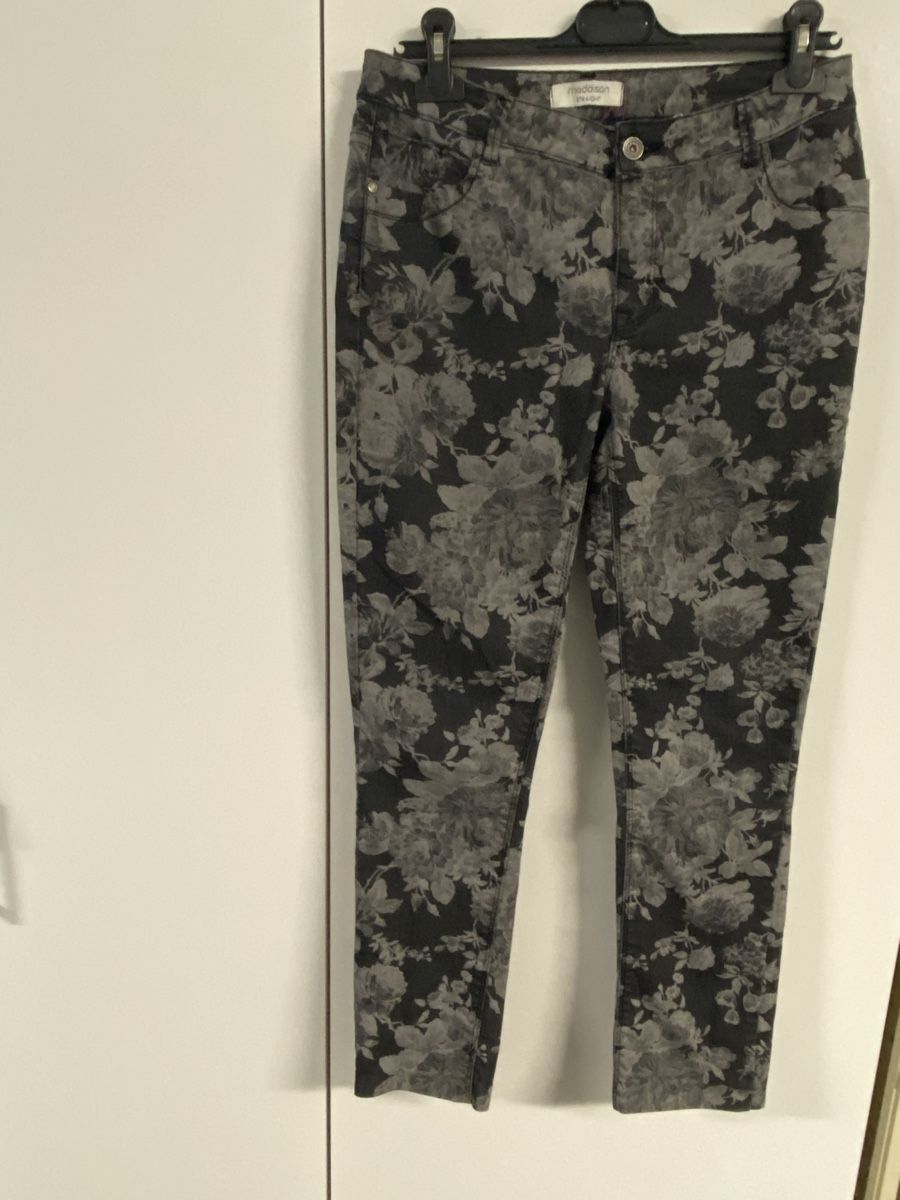 Maddison Jeans: MADDISON Jeans Gr.40 Stretch – Usato da Biel-Benken BL venduto da PANORMUS