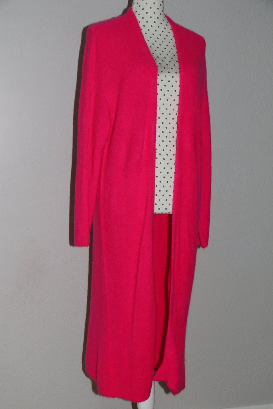 Giacche: Wunderschöne Strickjacke / Cardigan Gr.M NEU – Nuovo e nell'imballaggio originale da Oberwil-Lieli venduto da Svetlana28 3