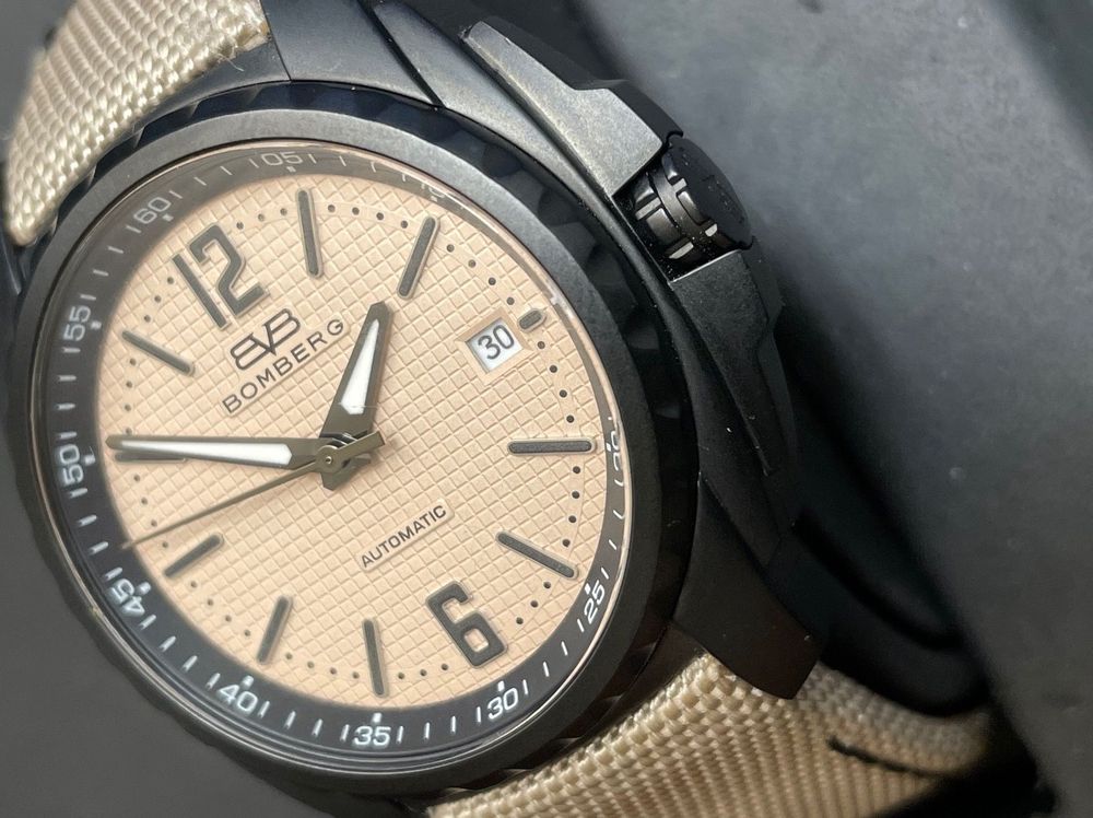 Bomberg maven outlet