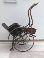 Authentique poussette d'enfant en bois début XXème