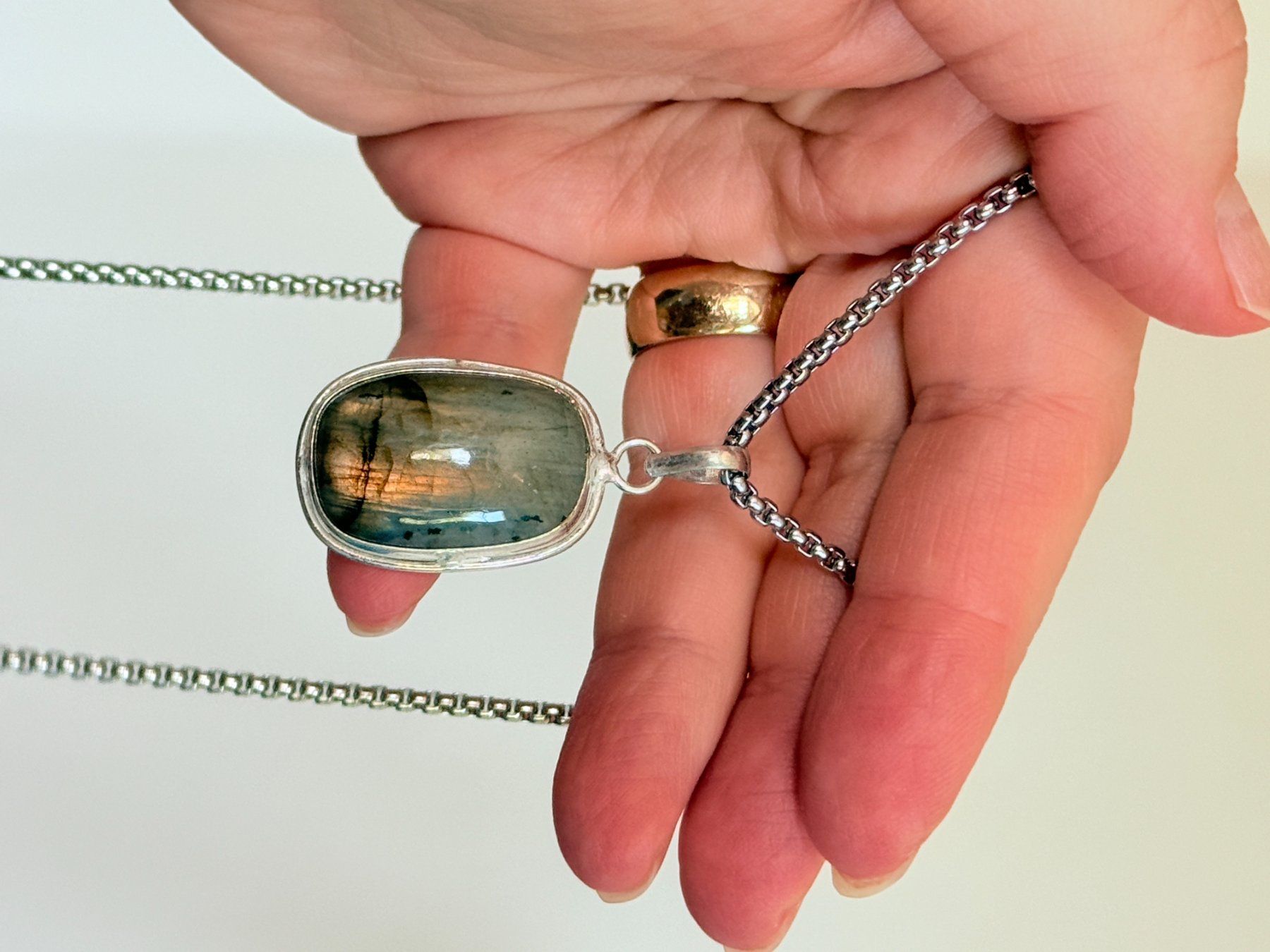 Catenine: Pendentif Labradorite , fait main, idée ... – Nuovo e nell'imballaggio originale da Genève venduto da AWWA 3