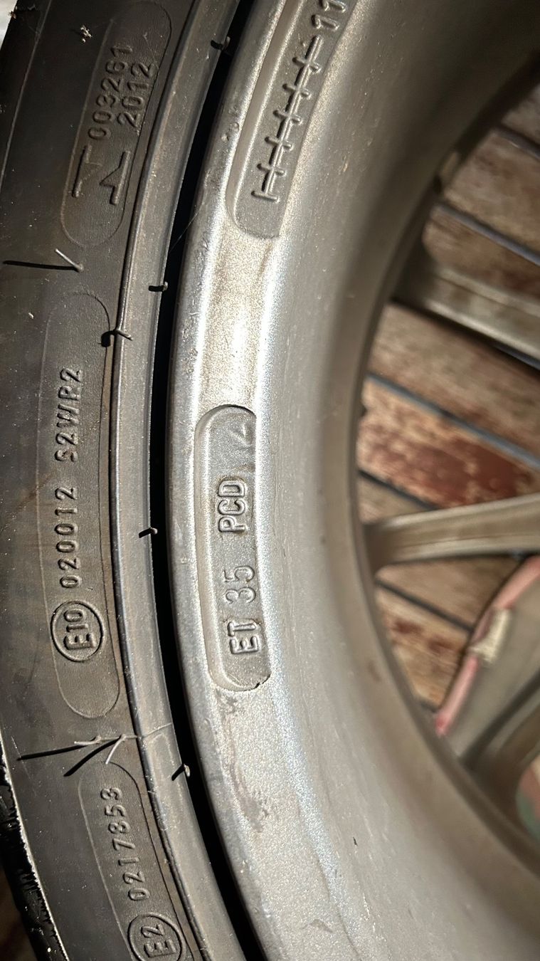 Pneumatici & Ruote complete: Golf 5 GTI Alu Komplettrad 18' – Usato da Spiez venduto da Marix990 5