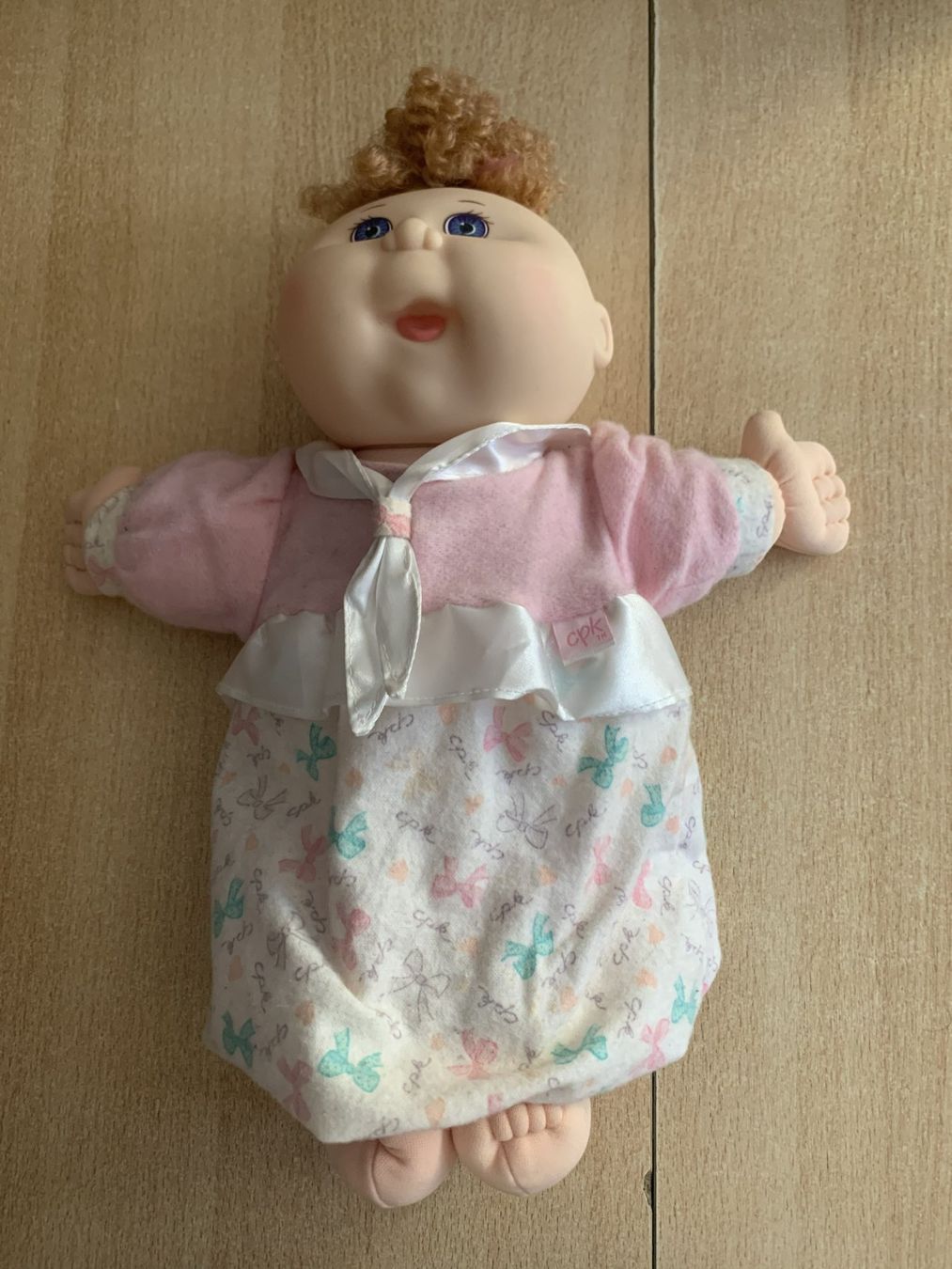 Puppen: Original Cabbage Patch Kid Puppe Mattel mit Kleid – Gebraucht aus Reinach BL von con_ync2