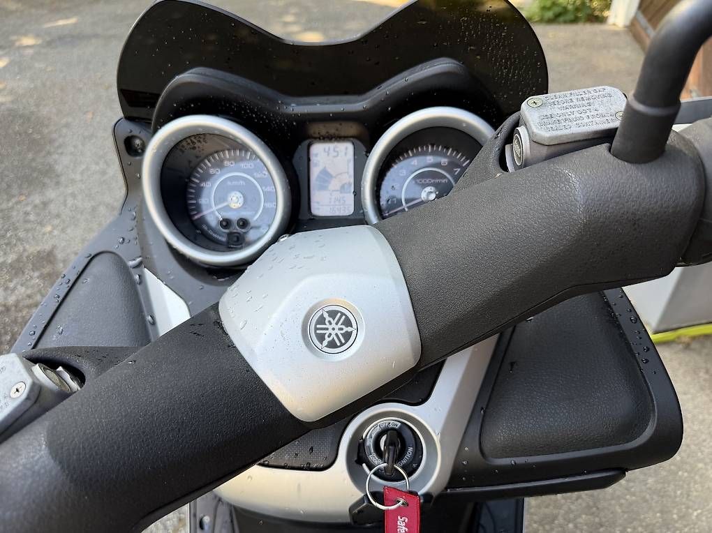 Yamaha Scooters: YAMAHA XMAX 250 – D'occasion à Onex par Ced196 3