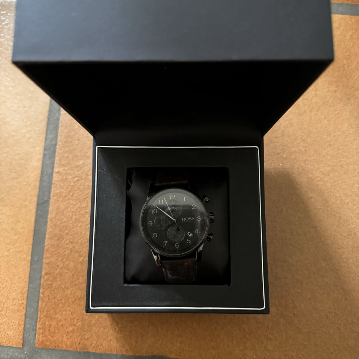 Hugo Boss Uhren: Hugo Boss Uhr mit Box – Gebraucht aus Bern von