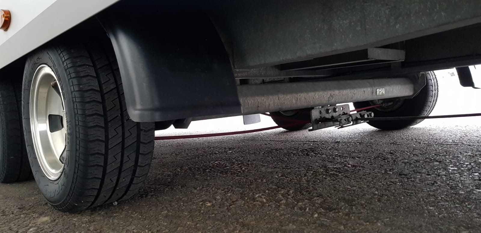 Daltec Rimorchi: Daltec Renntransporter / Polyester Aufbau / Bestzustand – Usato da Zug venduto da Qayqay0 2