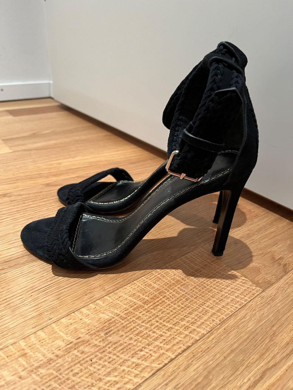 Maje Scarpe da donna: Sandalen von Maje, Grösse 36 – Usato da Baar venduto da sim_5d6l 2