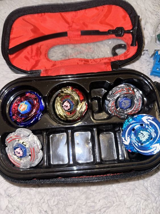 Beyblade METAL FUSION + Arena 2