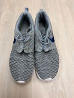 Nike Roshe Run Flyknit Sneaker Herren Gr. 44 grau