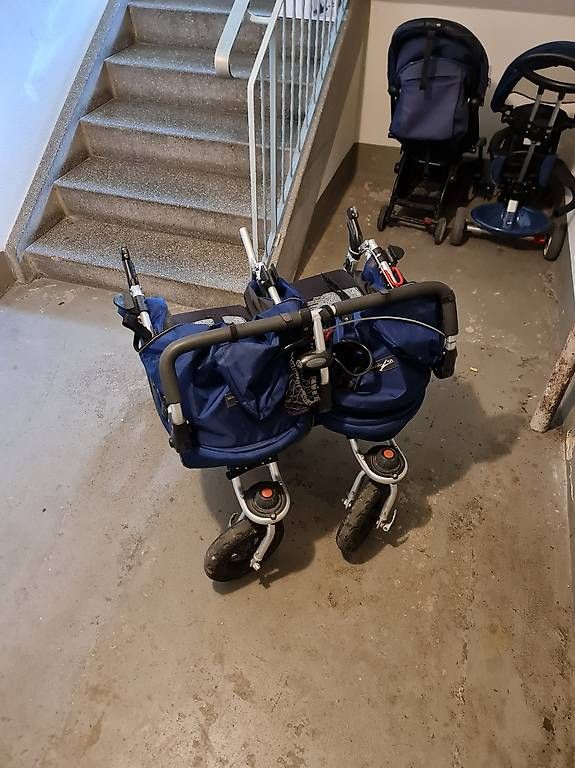 Carrozzine: Zwilings Kinderwagen  – Usato da Emmenbrücke venduto da D.S.L.L 2