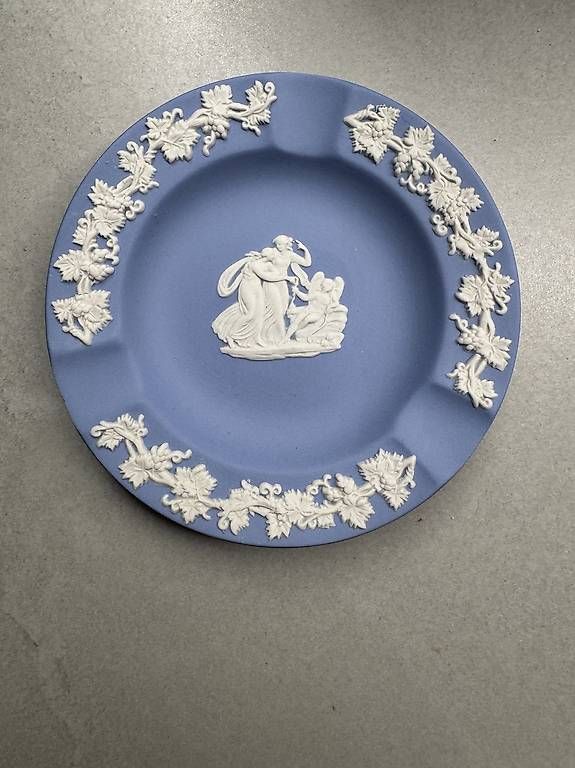 Ciotole: Wedgwood  – Usato da Parpan venduto da pba_x87s 4