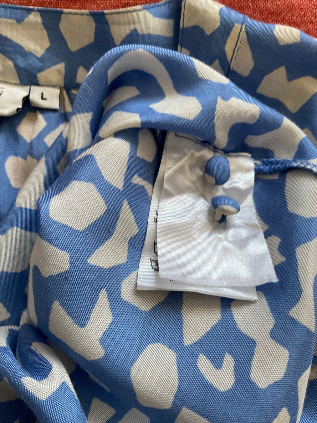 Chemisiers: MASAI oversize Bluse Gr L weiss/hellblau – D'occasion à Urdorf par alda02 7